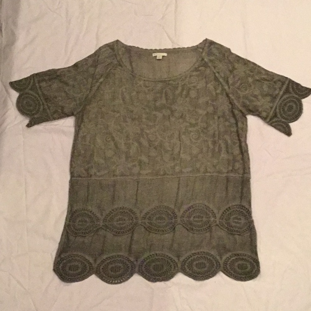 Beautiful Gray Shirt with Lace Detail Around Sleeves and Hem